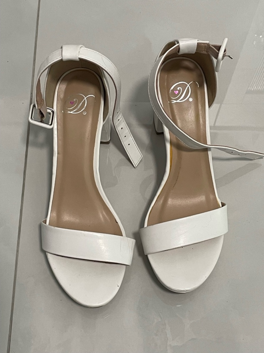 Delicious White Single-Band Ankle-Strap Block Heels. Size 8